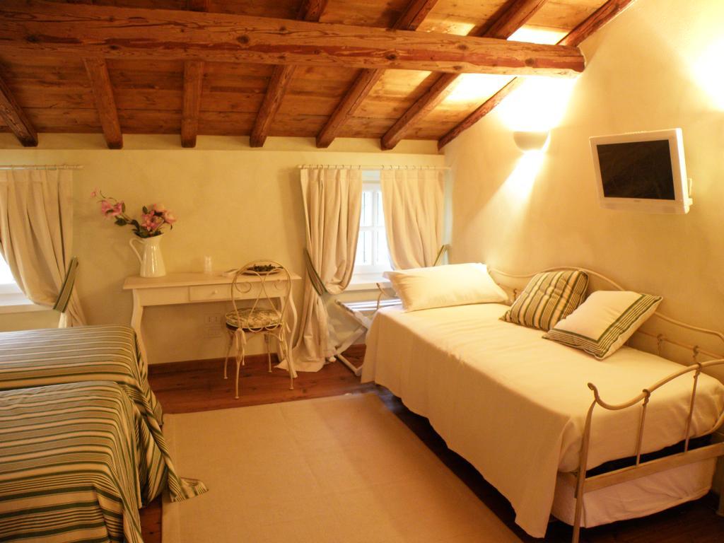 Agriturismo Casa Aurora บุสโซเลงโก ภายนอก รูปภาพ
